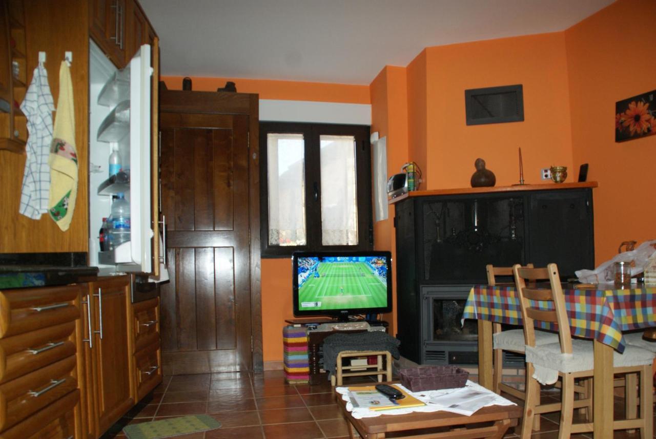 Casa Rural Rosita Santa Cruz de los Cuerragos Exterior photo